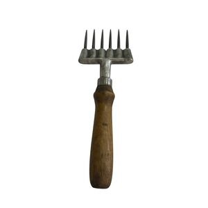 Ice Chipper Vintage Pick Wood Handle Chisel Kitchen Tool Iron 6 Prongs Tools Vtg